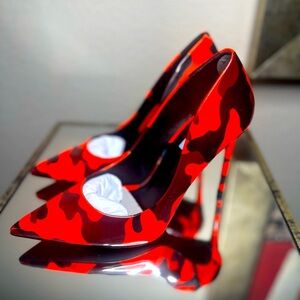 Steve Madden Orange Multi Vala pump